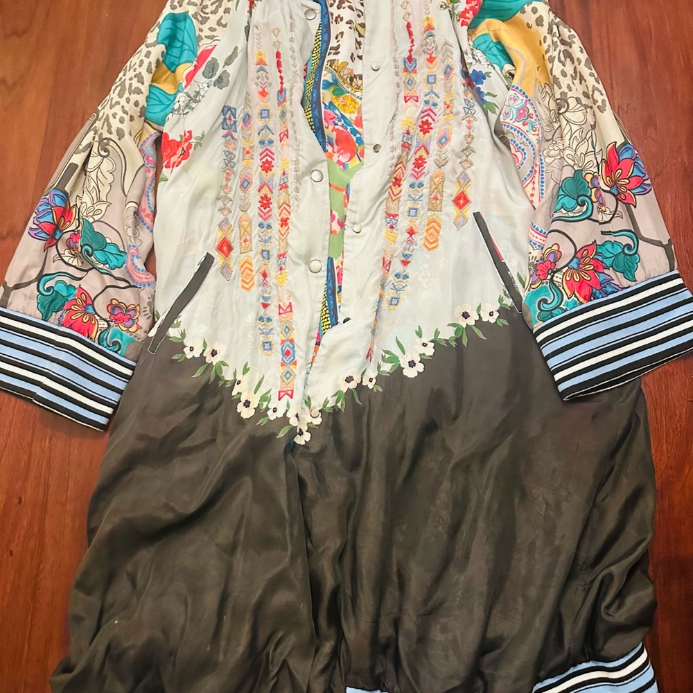 Jonny Was overblouse, reversible both sides shown.